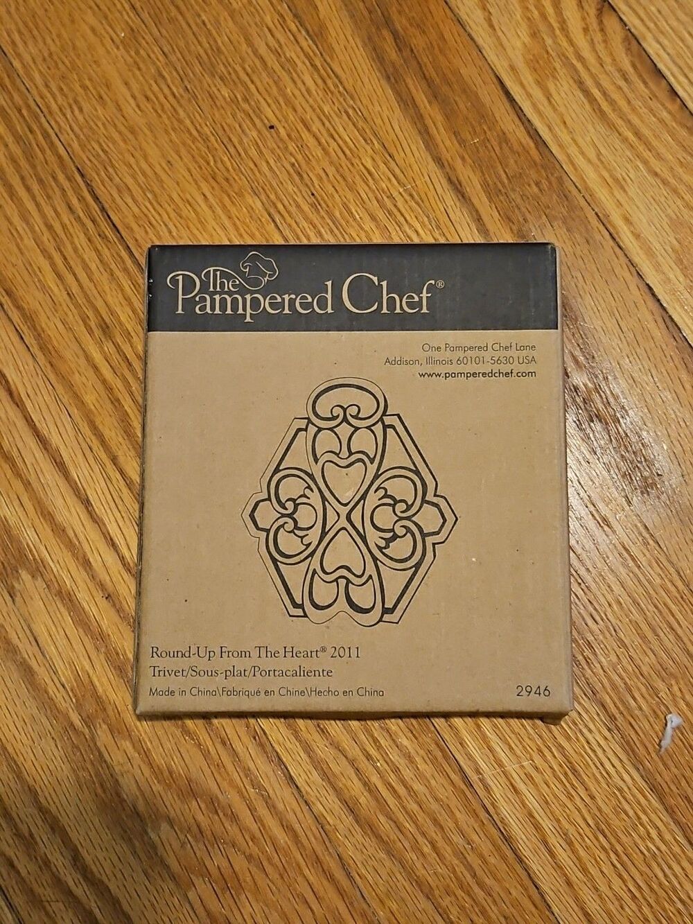 Pampered Chef Round-Up From The Heart 2011 Cast Metal Trivet 2946 Copper Top